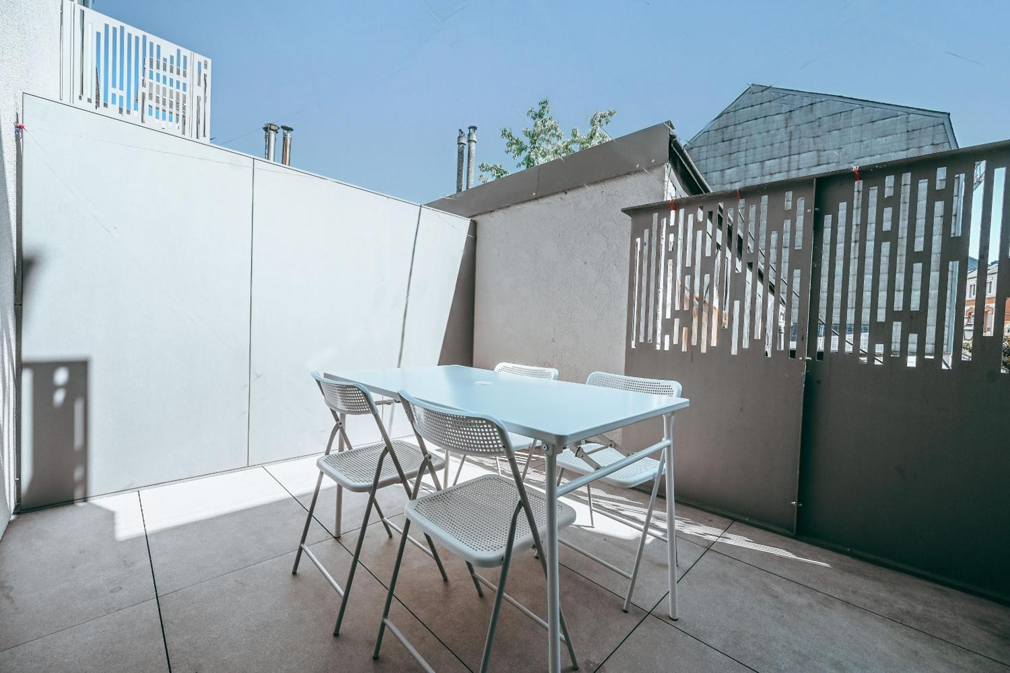 Wake Up Esch City Ngoại thất bức ảnh