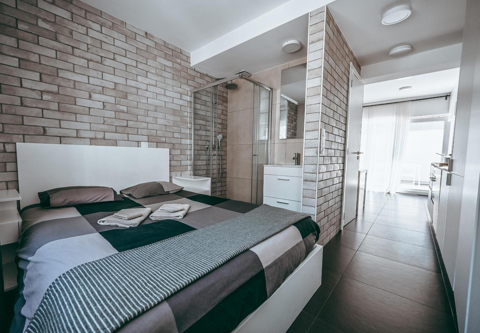 Wake Up Esch City Ngoại thất bức ảnh